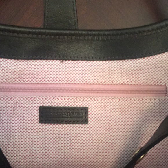 Dooney & Bourke Leather Lock Logo  Lg/Giraffe - Picture 11 of 16